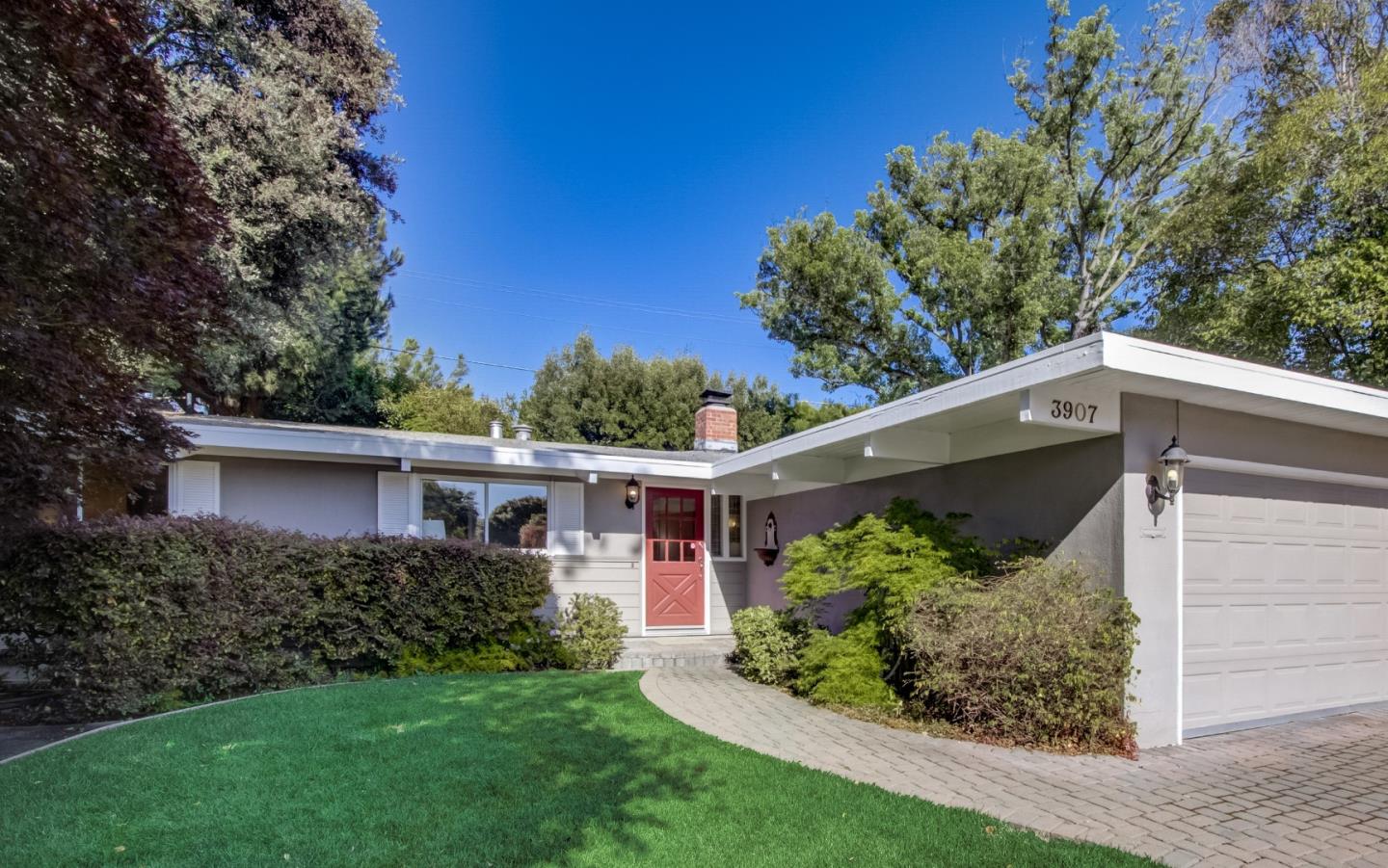 3907 Bibbits Drive