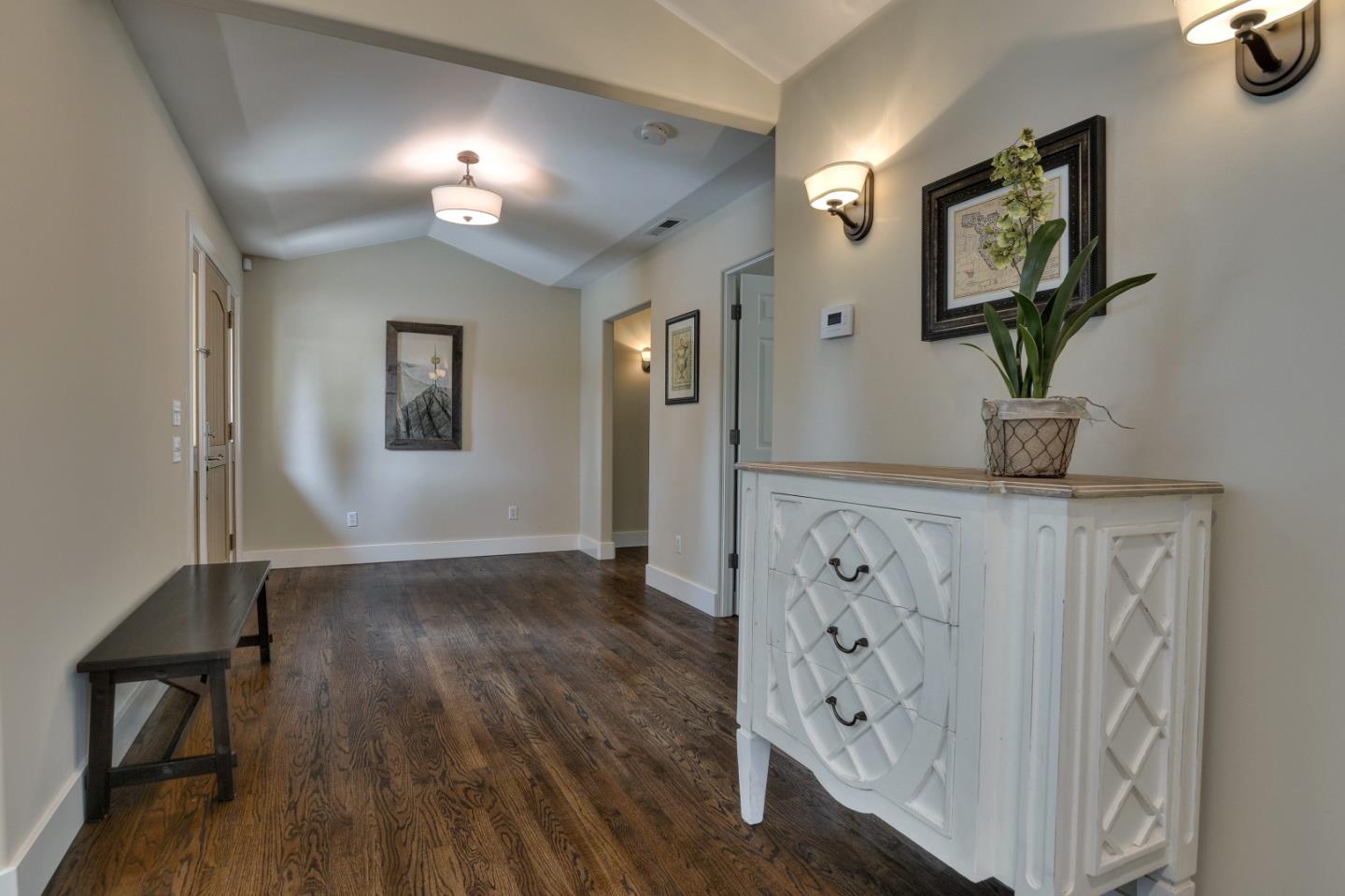 898  Santa Rita Avenue
