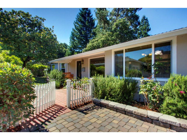 1137 Forest Avenue