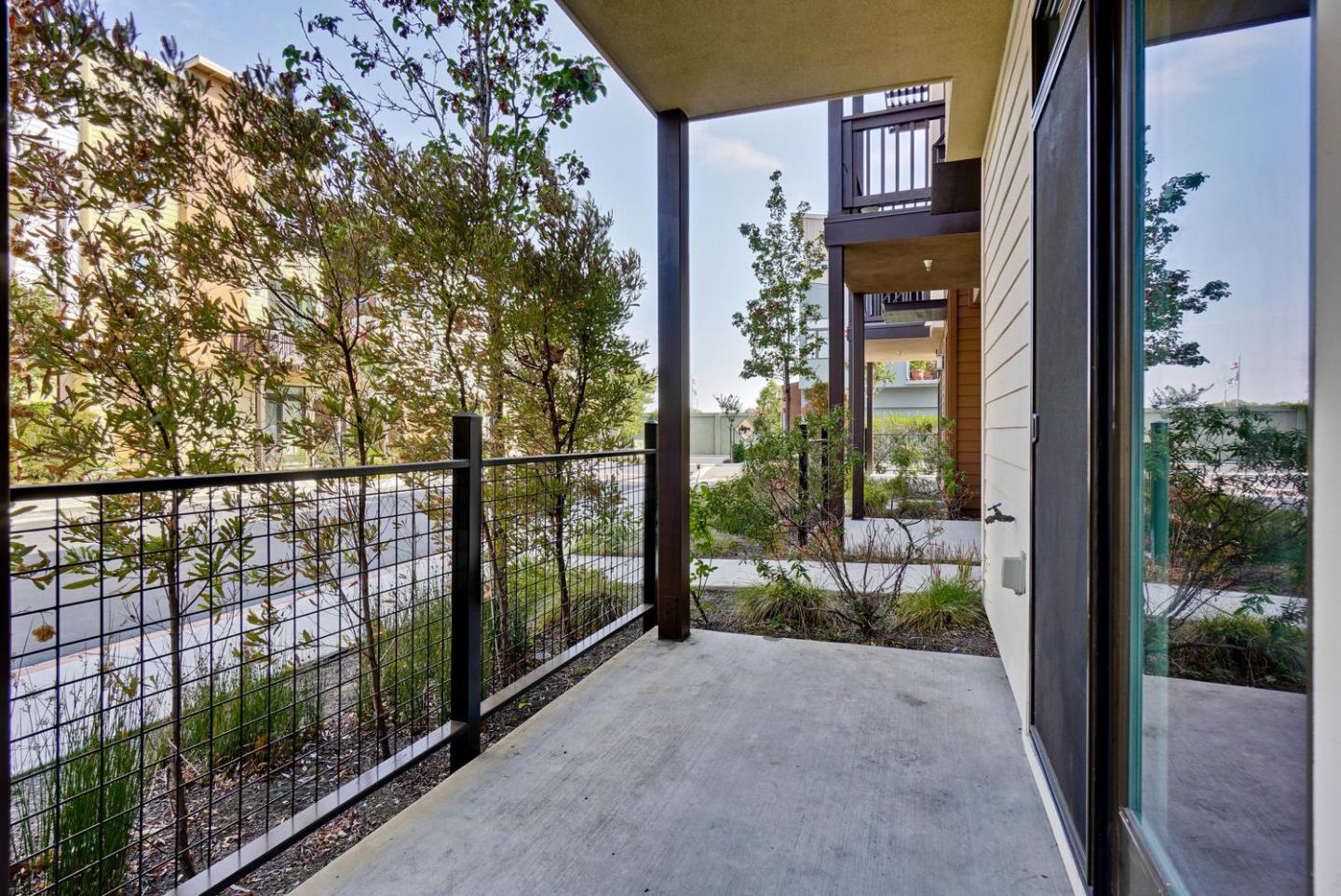 1161 Donner Lane
