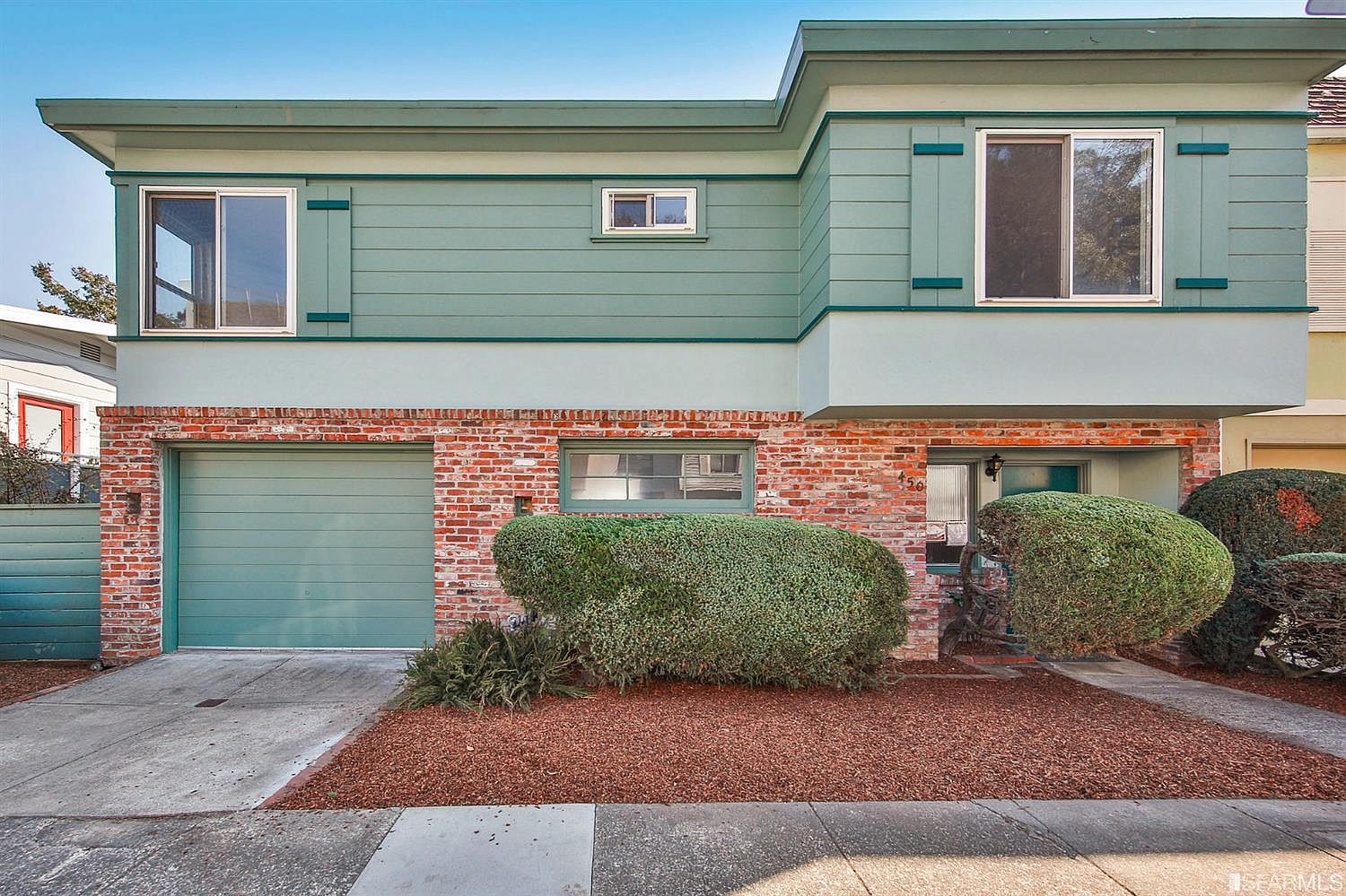 450 Myra Way