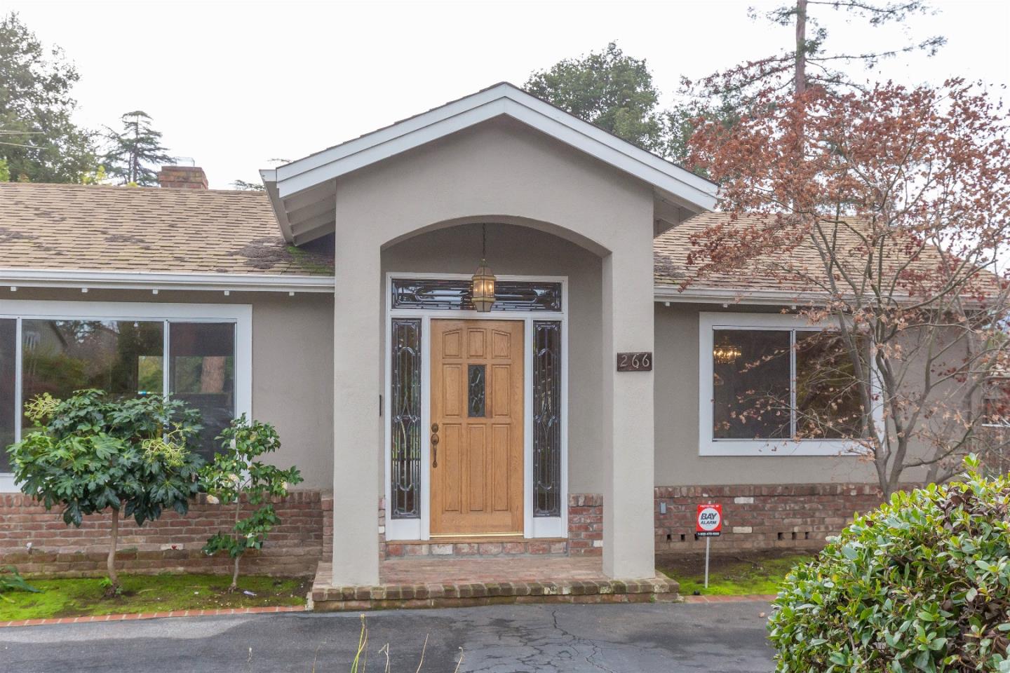 266 Hillview Avenue