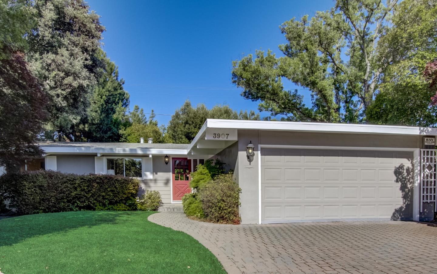 3907 Bibbits Drive