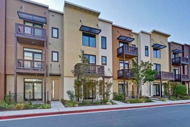 1161 Donner Lane