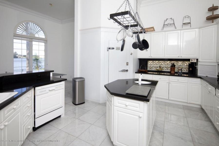 1235 Lands End Road