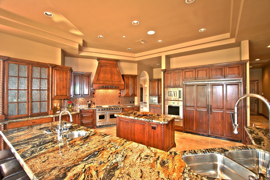 3 Vintage Canyon Street