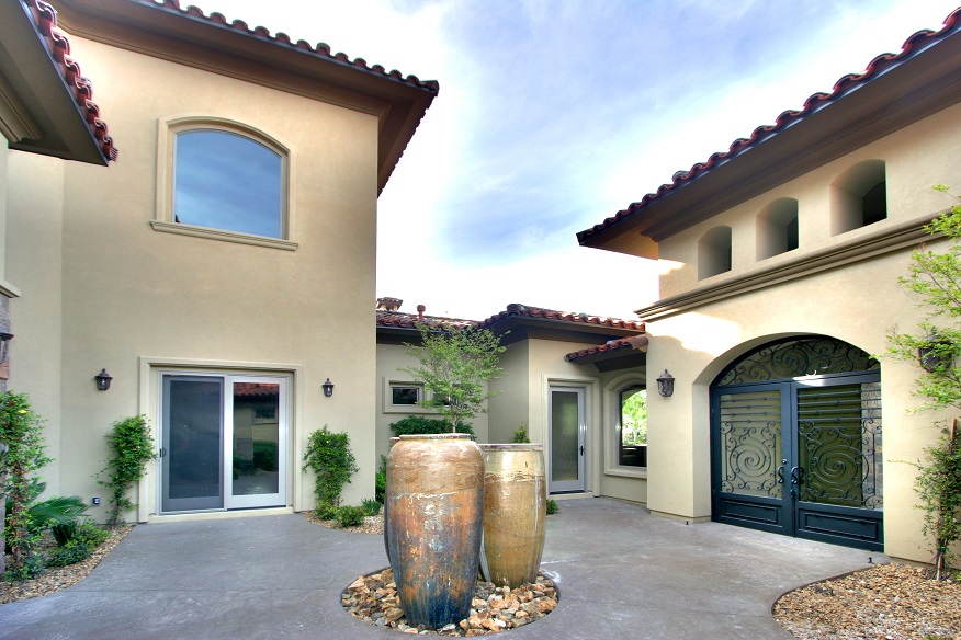 3 Vintage Canyon Street