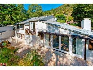 1909 Benedict Canyon Dr.