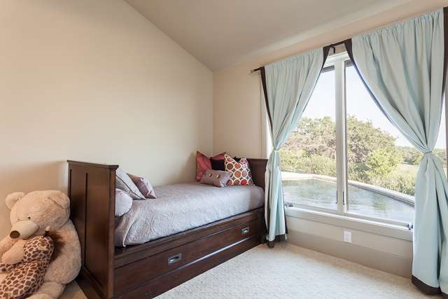 8133 Magnolia Ridge Cove