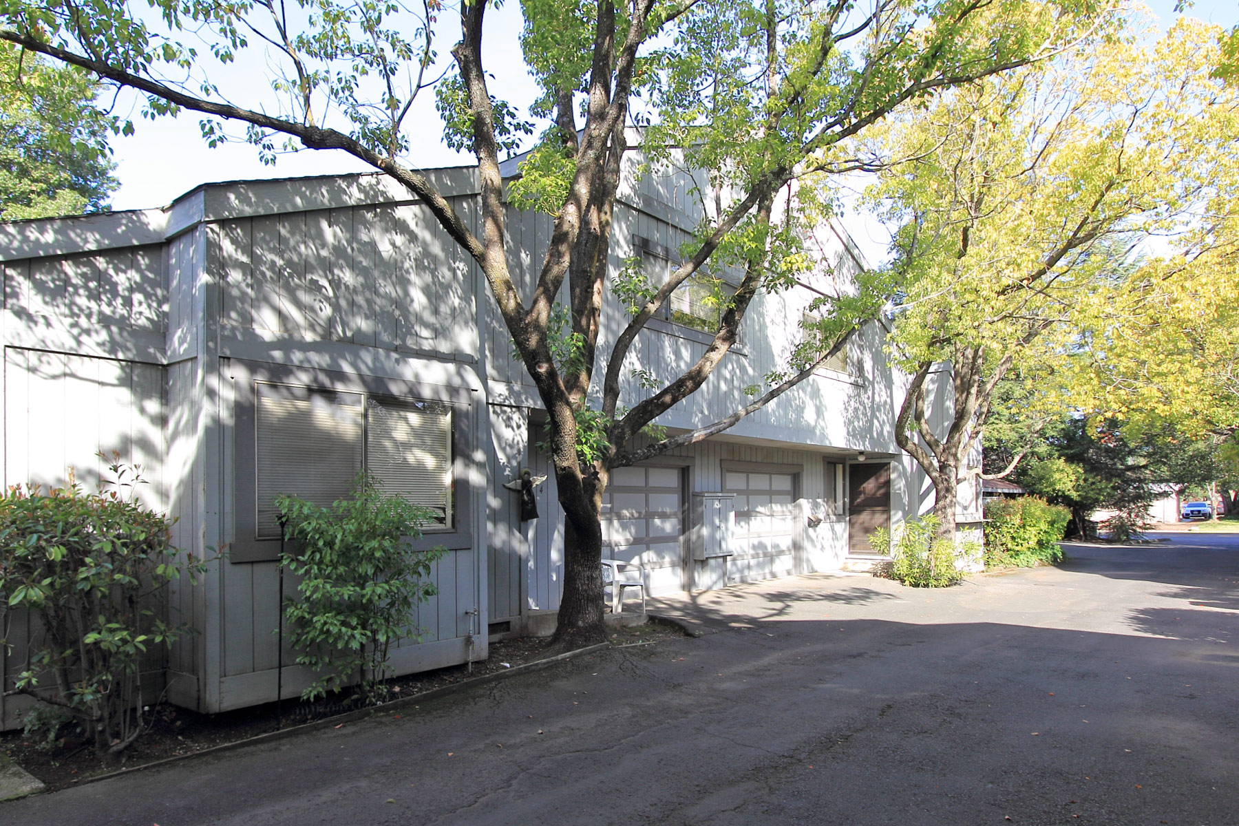 375 West Napa Street