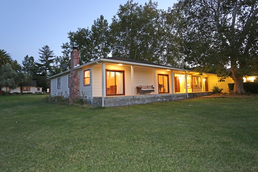 2045 Hoffman Lane