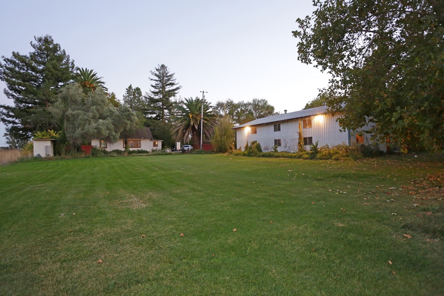 2045 Hoffman Lane