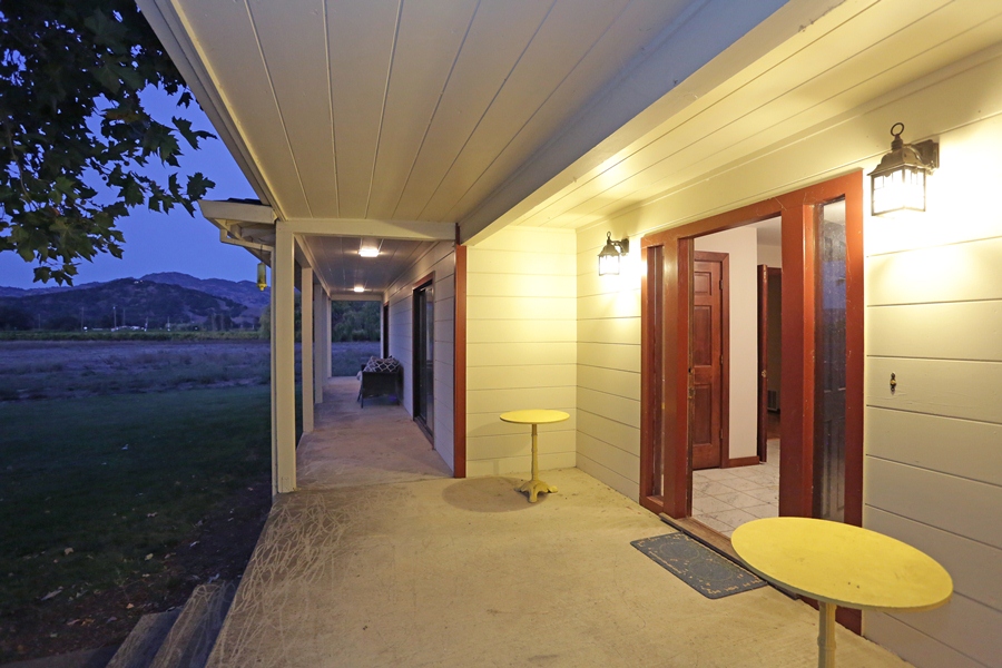 2045 Hoffman Lane