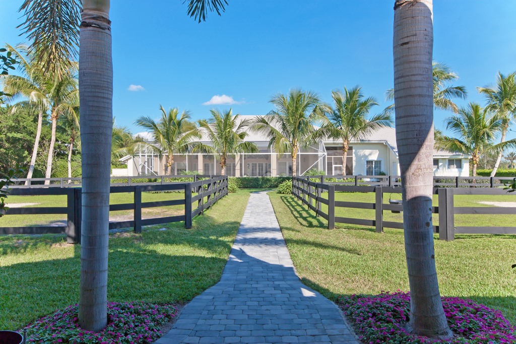 13770 Quarter Horse Trail