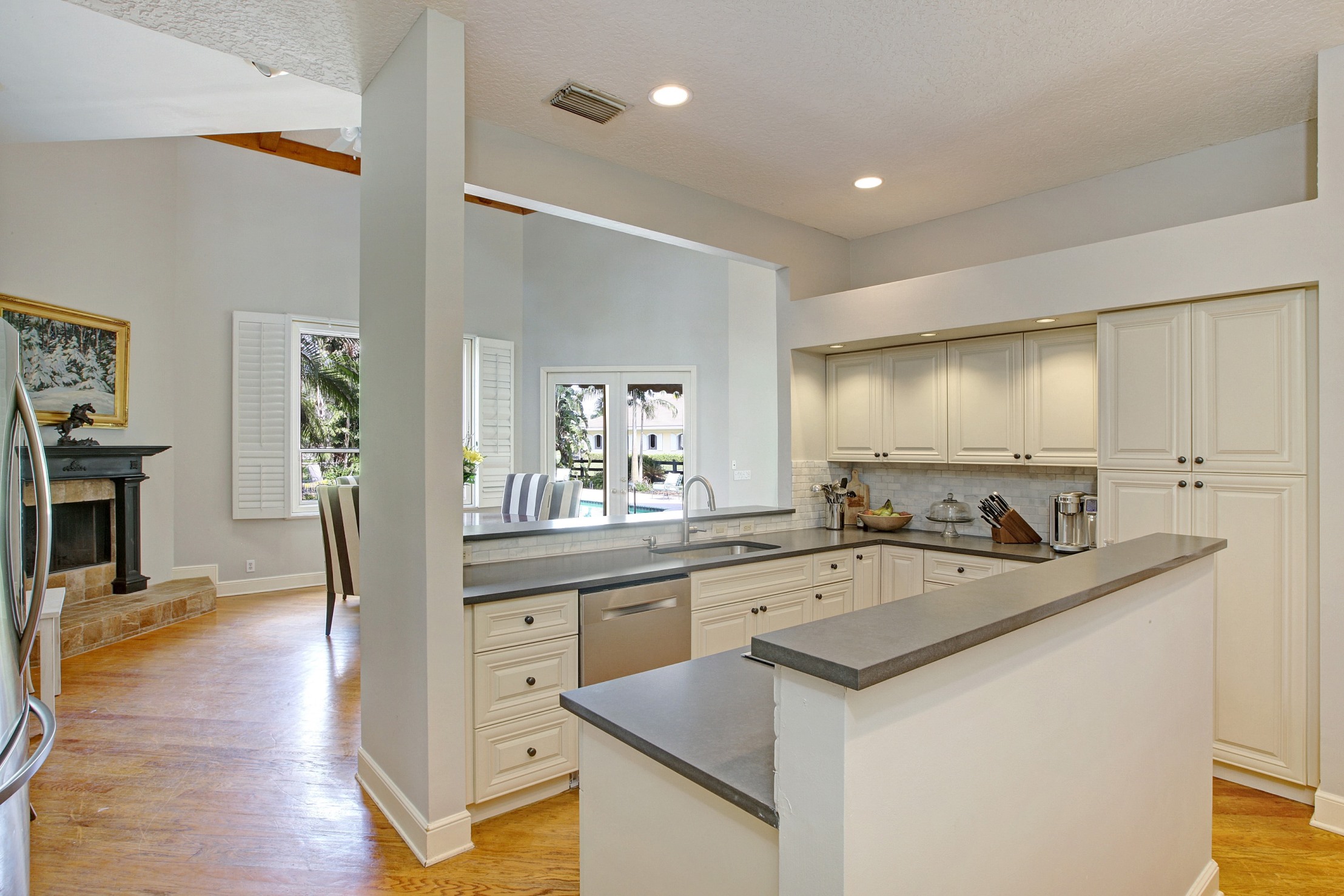13715 Quarter Horse Trail