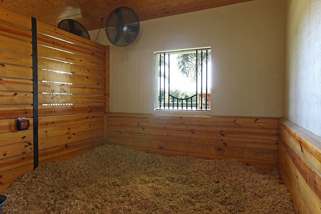 13770 Quarter Horse Trail