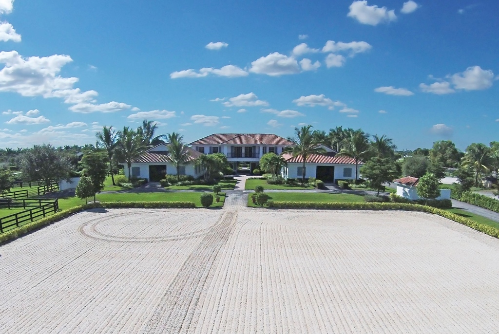 4700 Stables Way