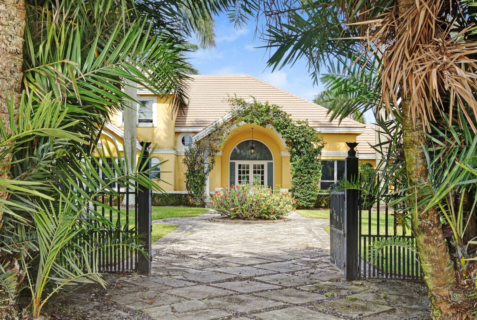 13715 Quarter Horse Trail