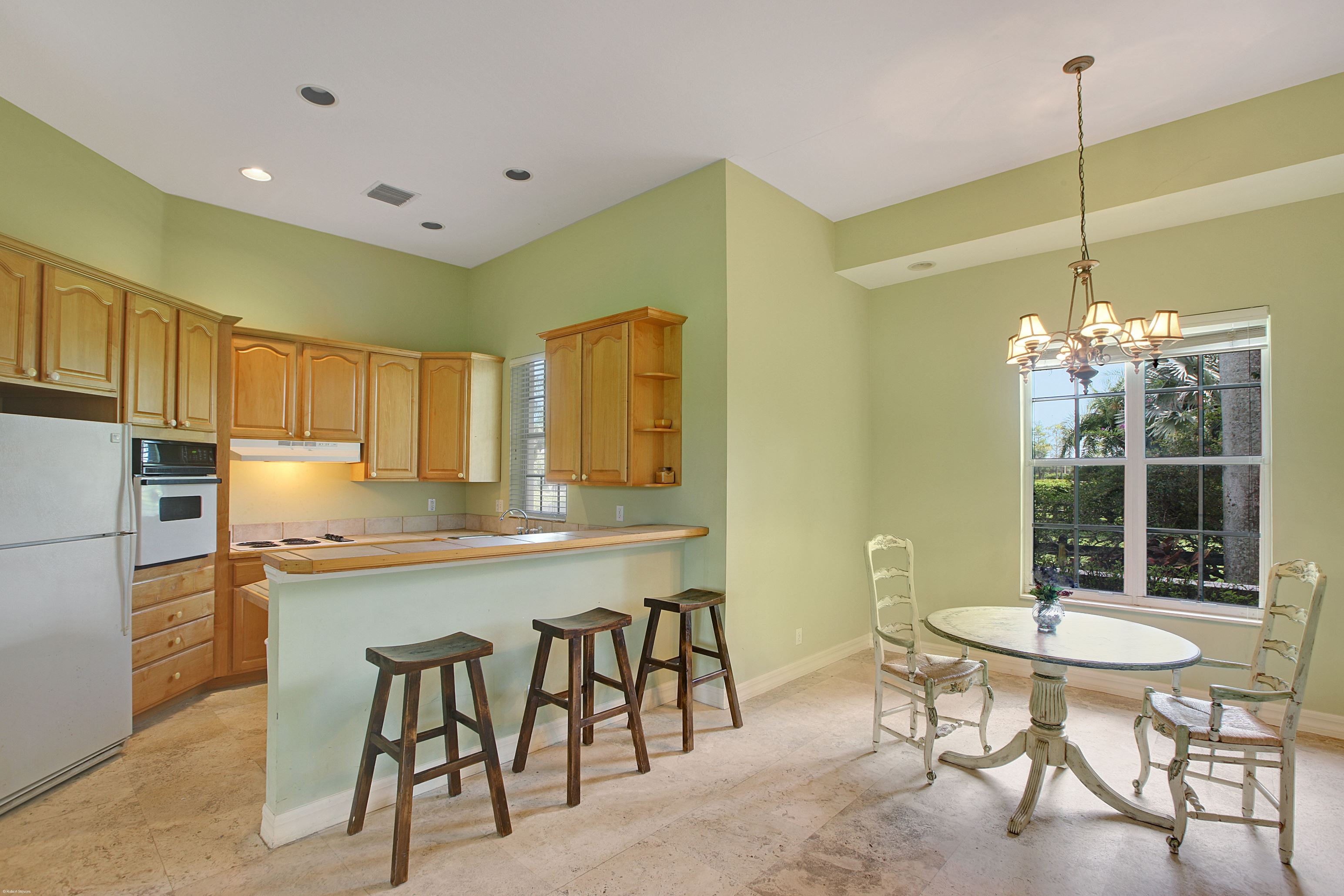 13715 Quarter Horse Trail