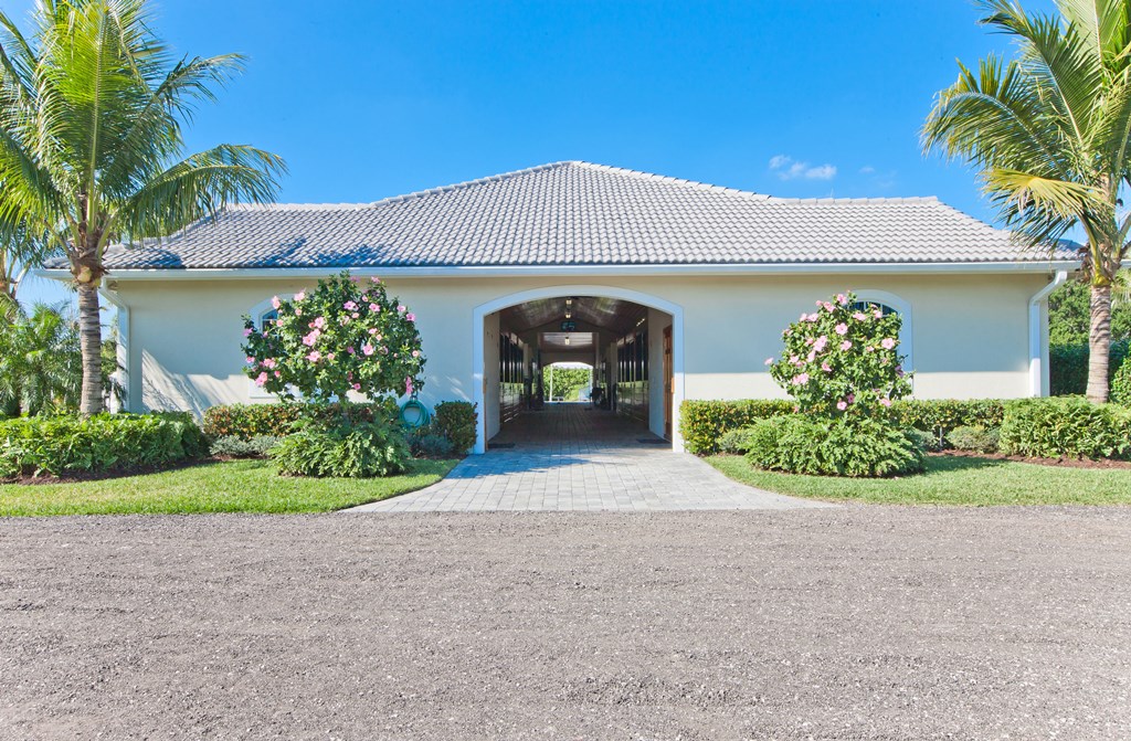 13770 Quarter Horse Trail