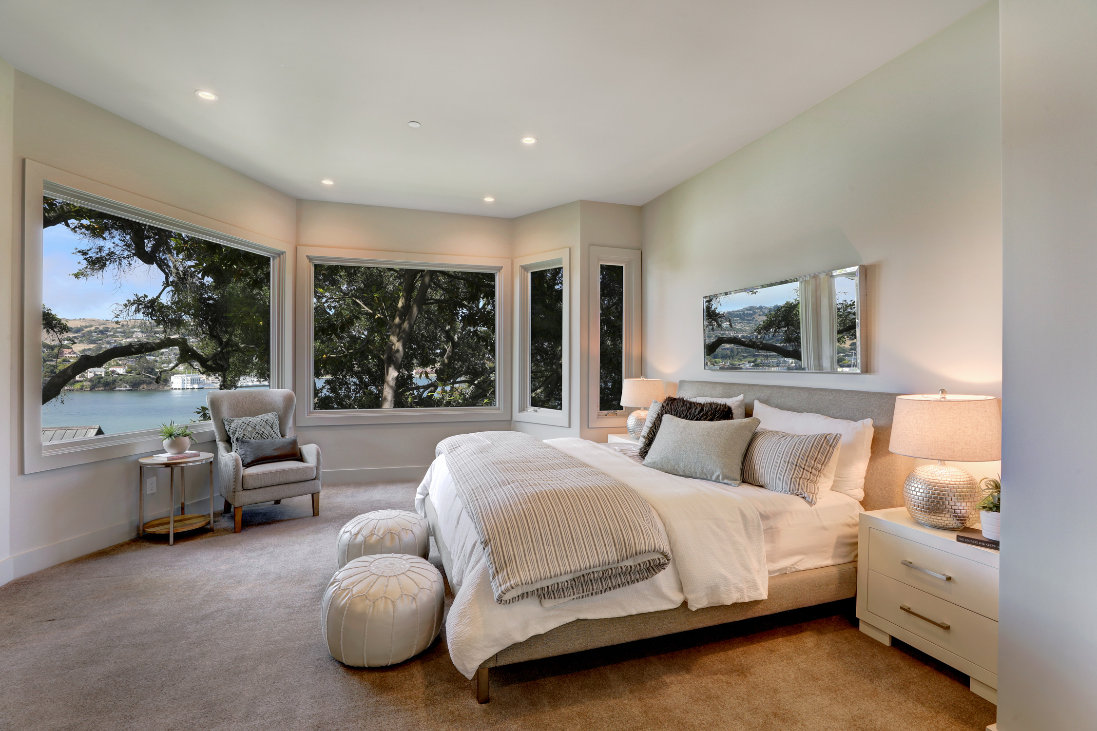 290 Beach Road