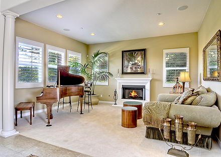 585 Lynwood Dr.