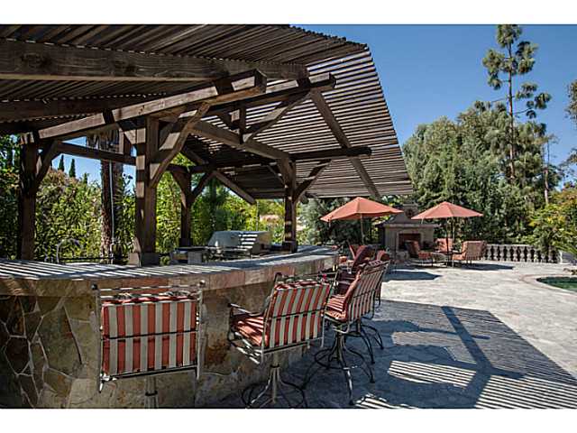 2846 Crystal Ridge Rd