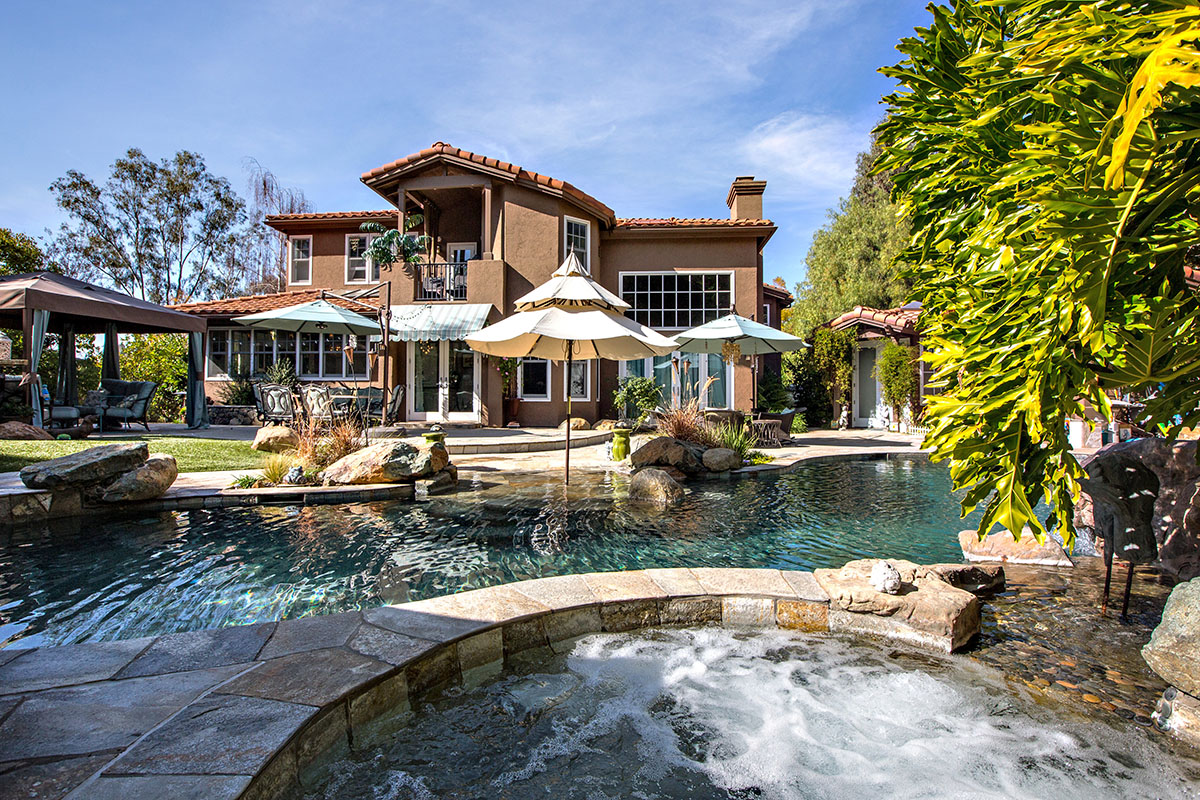 3276 Brookside Lane