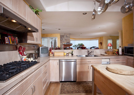 2281 Cambridge