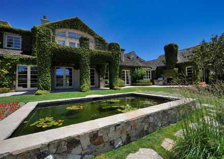 6171 Clubhouse Dr.