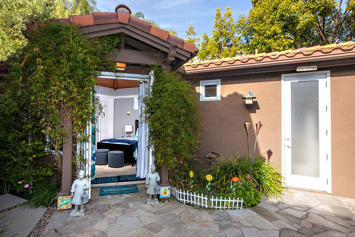 3276 Brookside Lane
