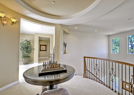 585 Lynwood Dr.