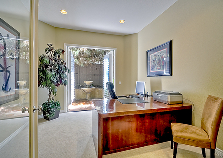 585 Lynwood Dr.