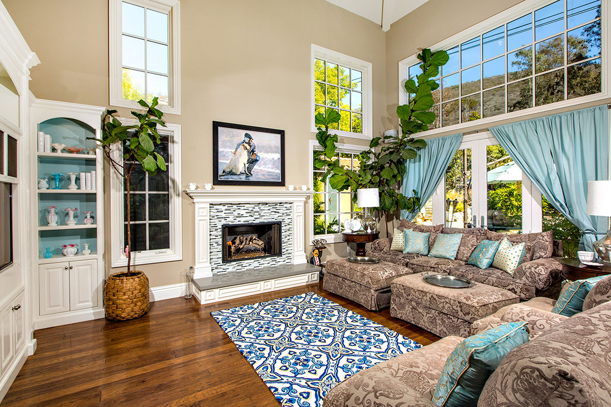 3276 Brookside Lane