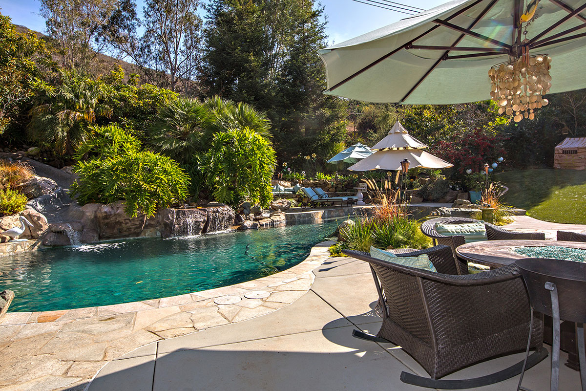 3276 Brookside Lane