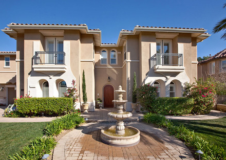 701 Lynwood