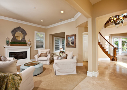 647 Lynwood Dr.