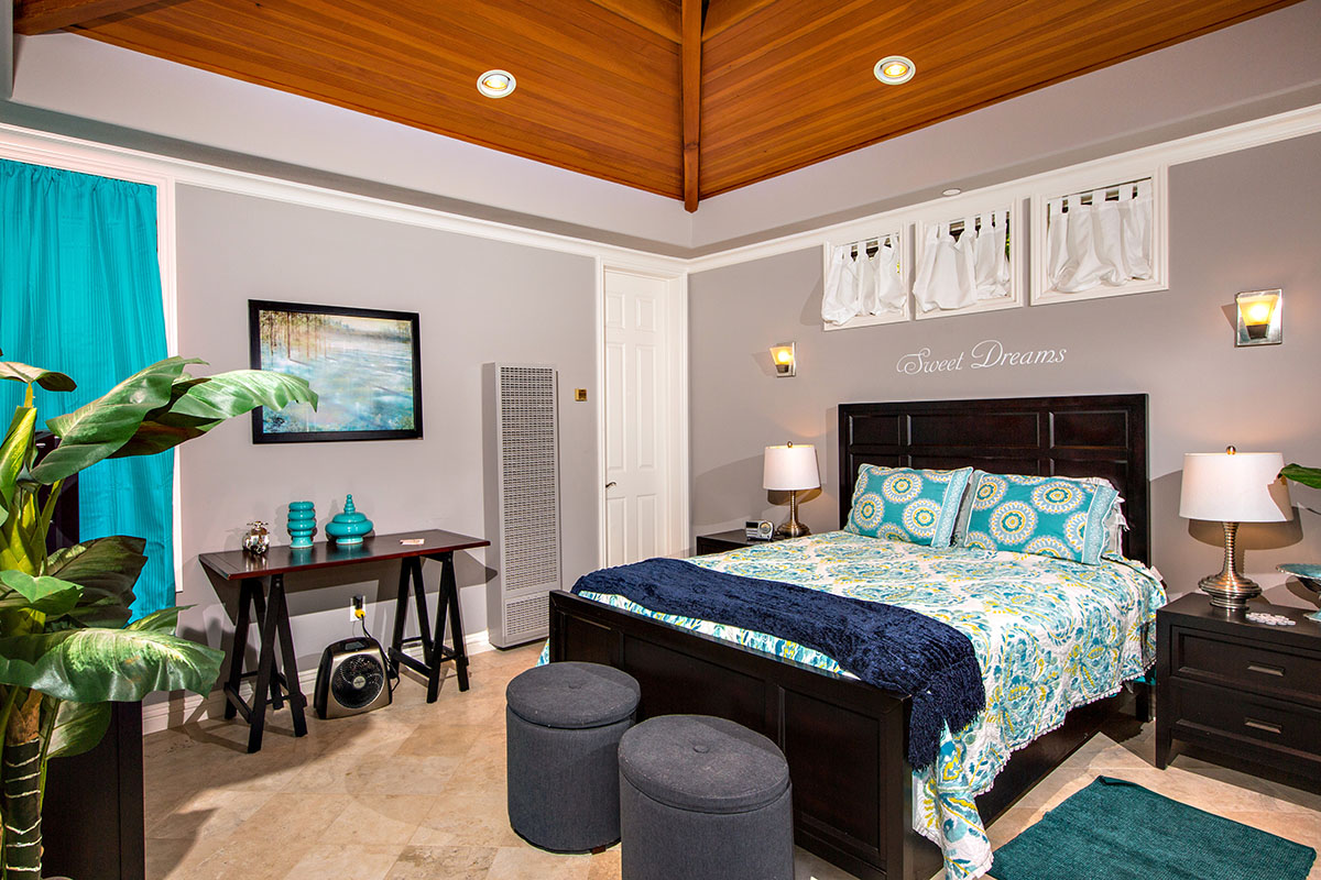 3276 Brookside Lane