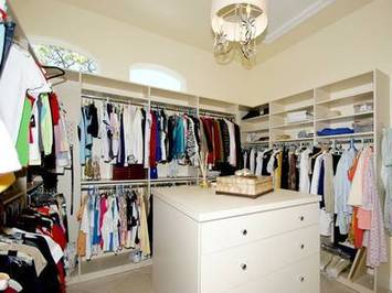 349 Chancery Circle