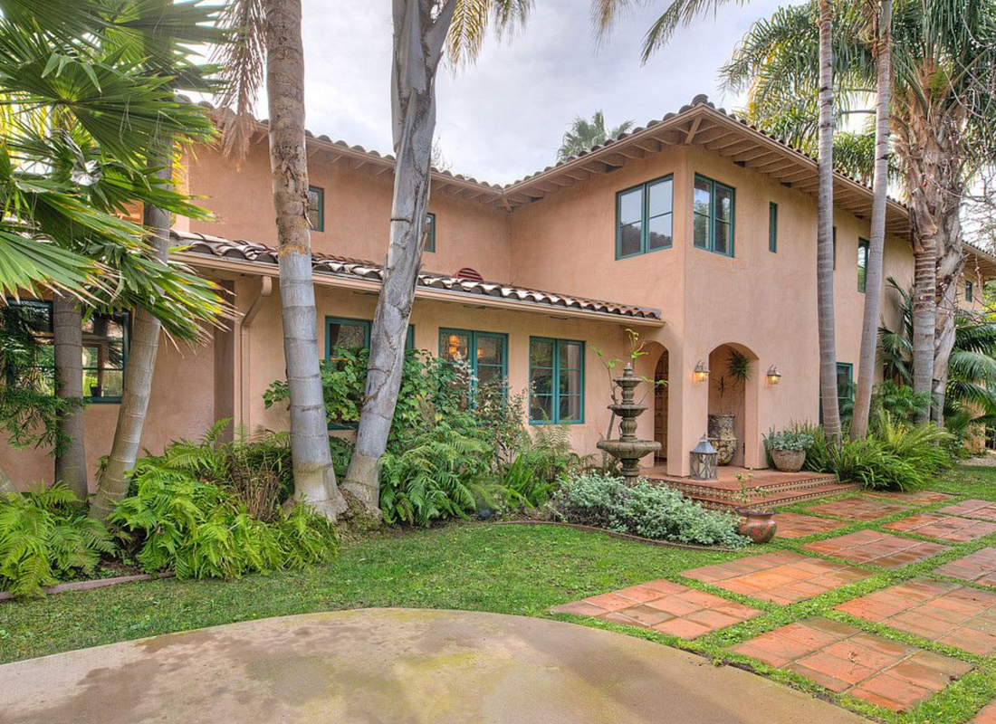 16820 W. Sunset Blvd