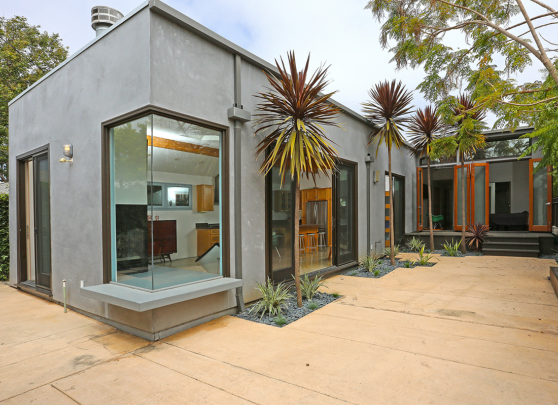 1097 Palms