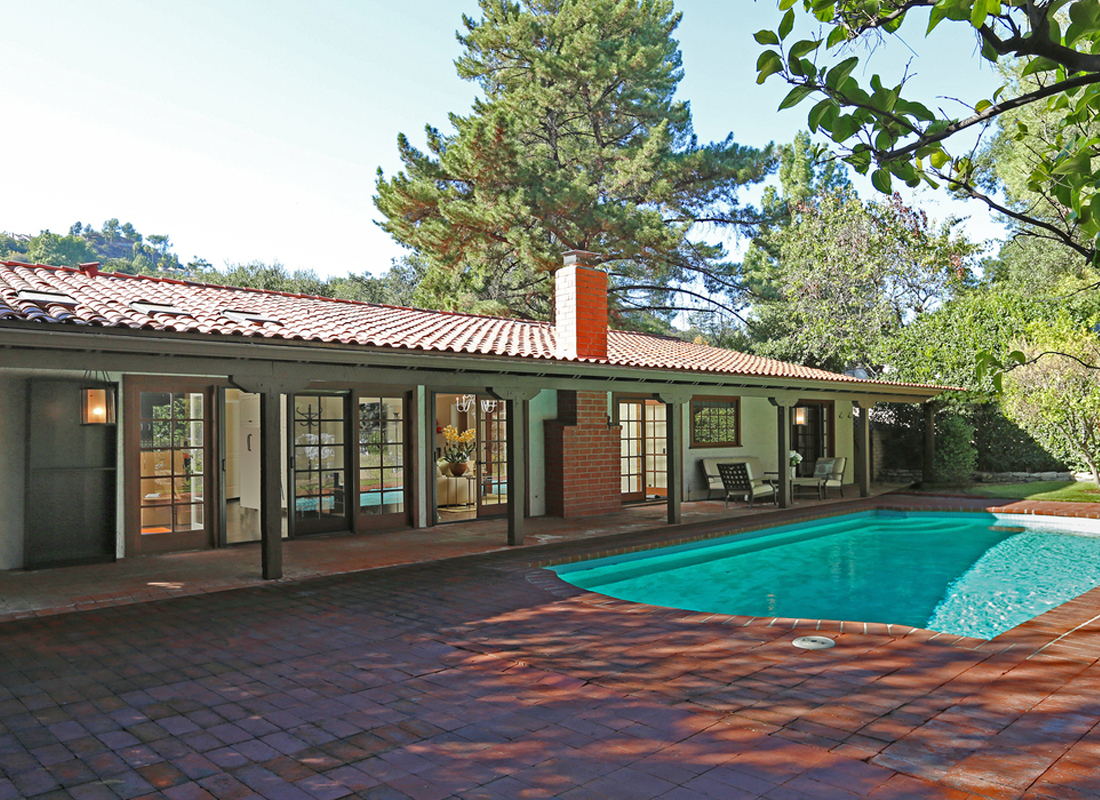 1051  Pine Oak Lane