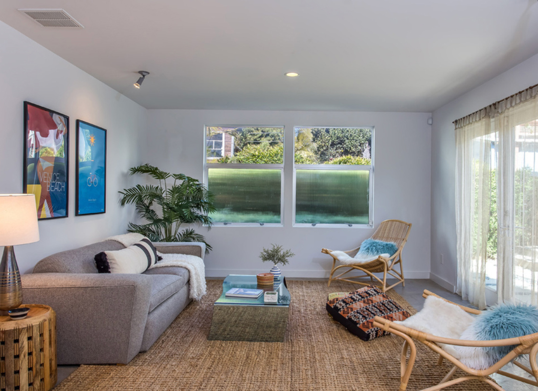 844 Palms
