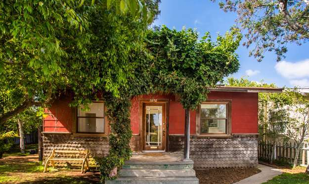 1630 Crescent Place