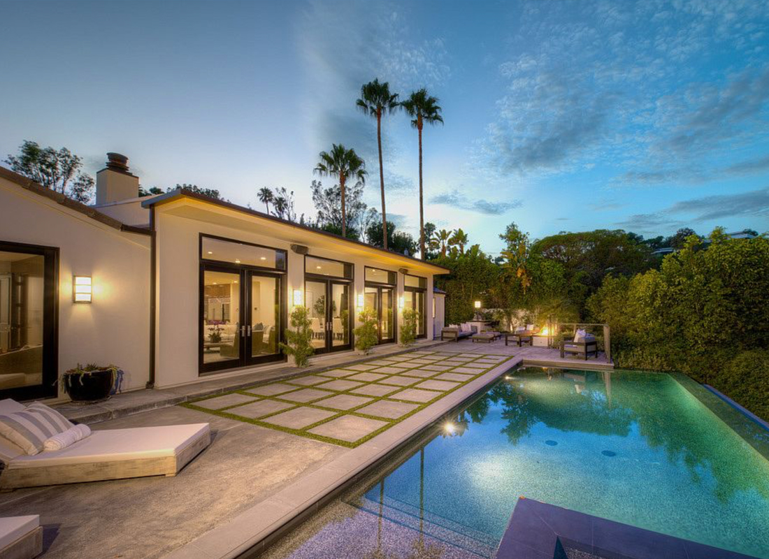 1136 Marilyn Drive