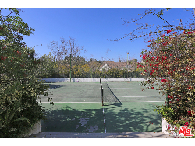 809 N. Linden Drive