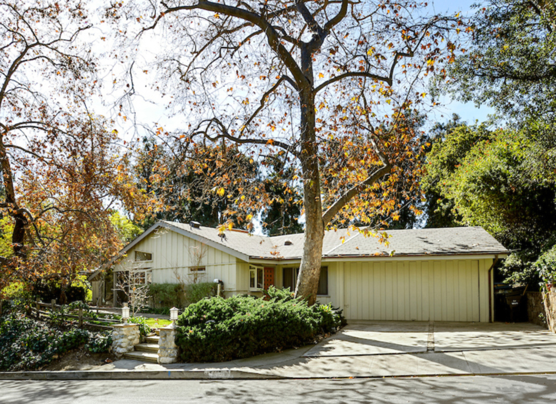 1017 Maroney Lane