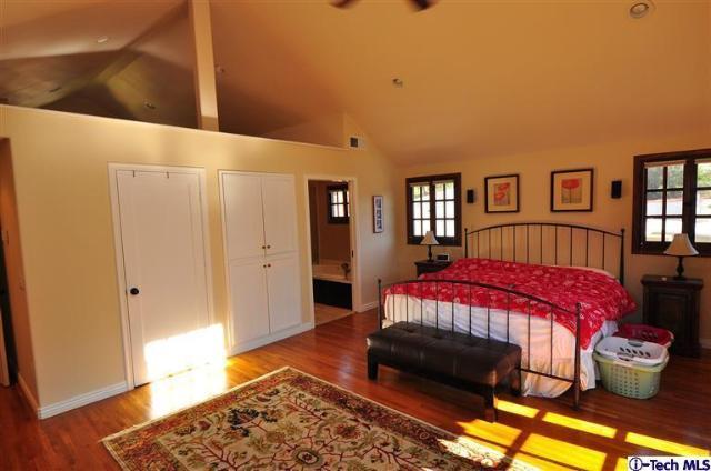 Exquisite Roland Coate Estate