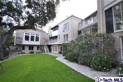 Exquisite Roland Coate Estate