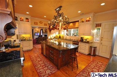 Exquisite Roland Coate Estate